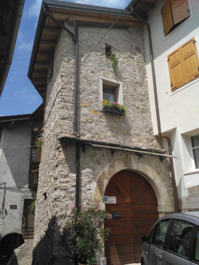 Bed and Breakfast La Cort Di Nonna Rosa Мори Экстерьер фото